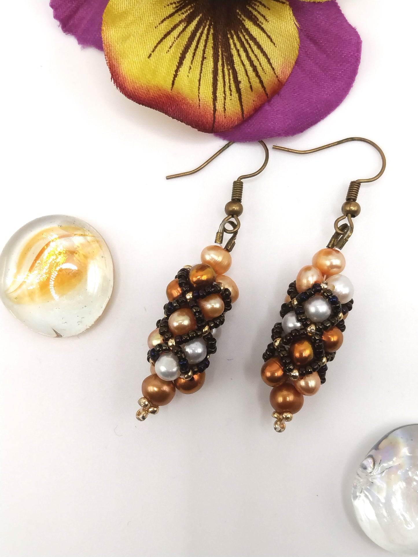 Pearl Netted Earring