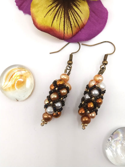 Pearl Netted Earring