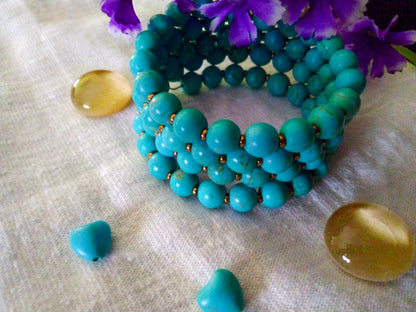 Turquoise Magnesite Memory Wire Bangle