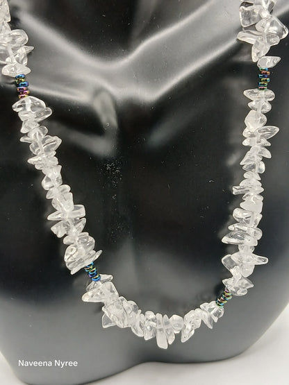 Gemstone chip necklace