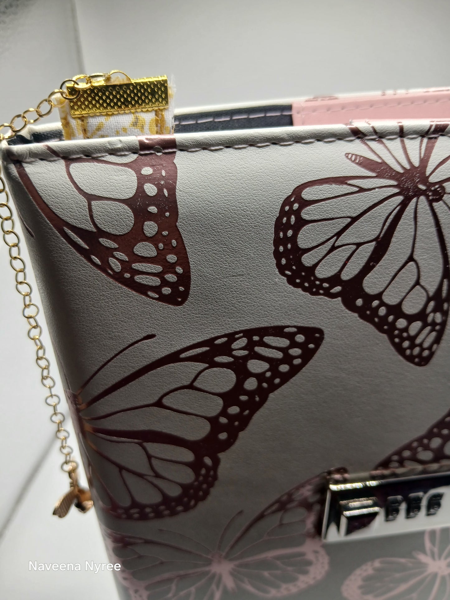 Fabric Bee bookmarks