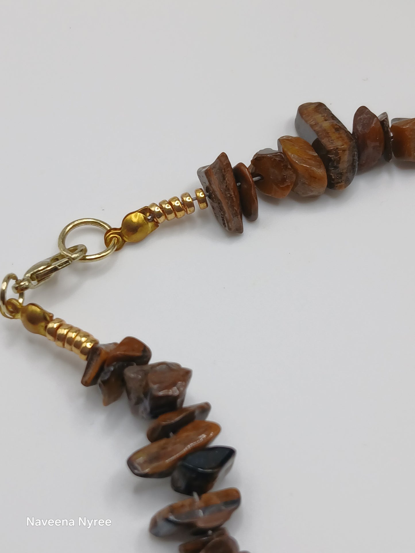 Gemstone chip necklace