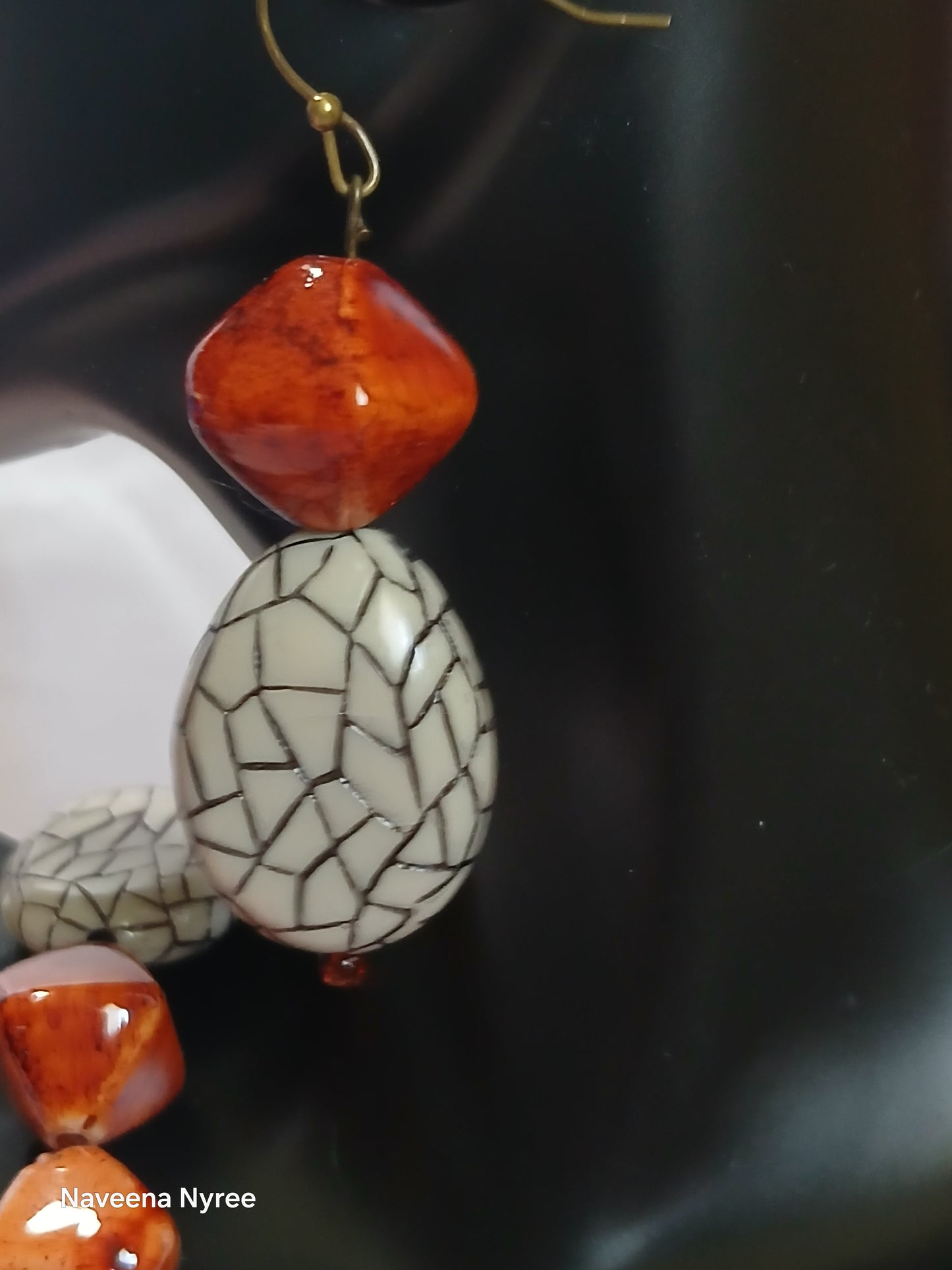 Acrylic necklace earrings set