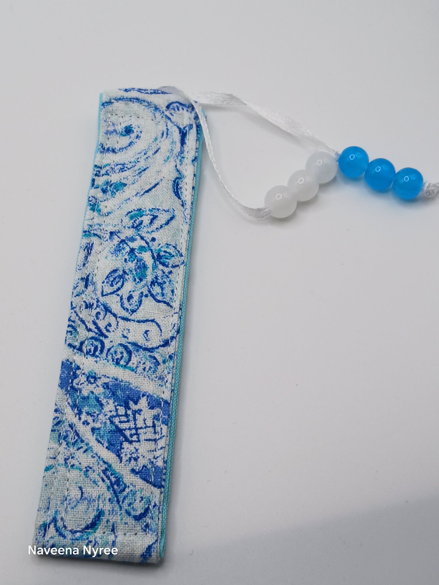 Fabric beaded bookmark (blue)