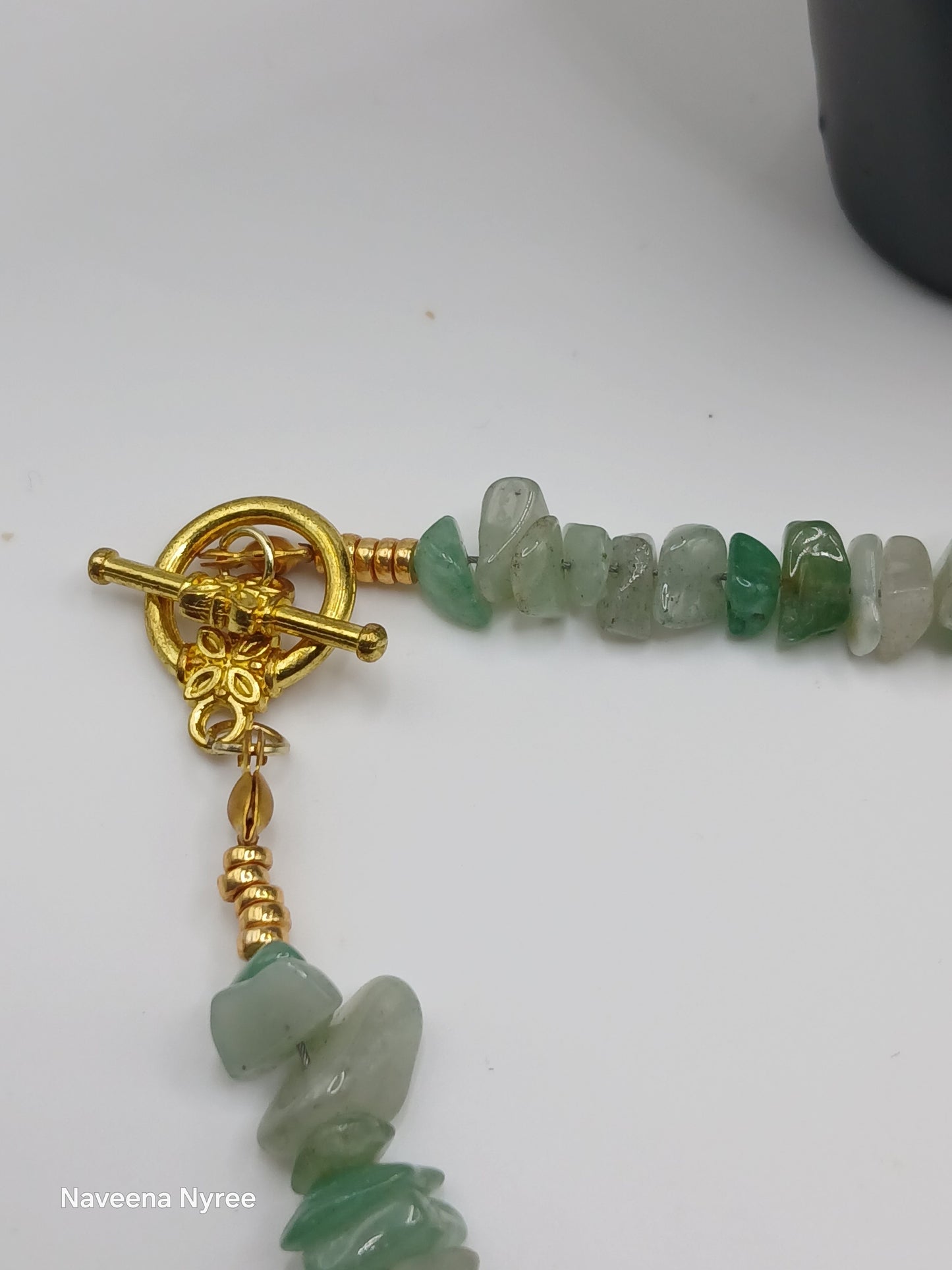 Gemstone chip necklace