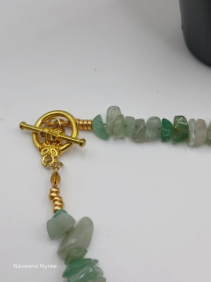 Gemstone chip necklace
