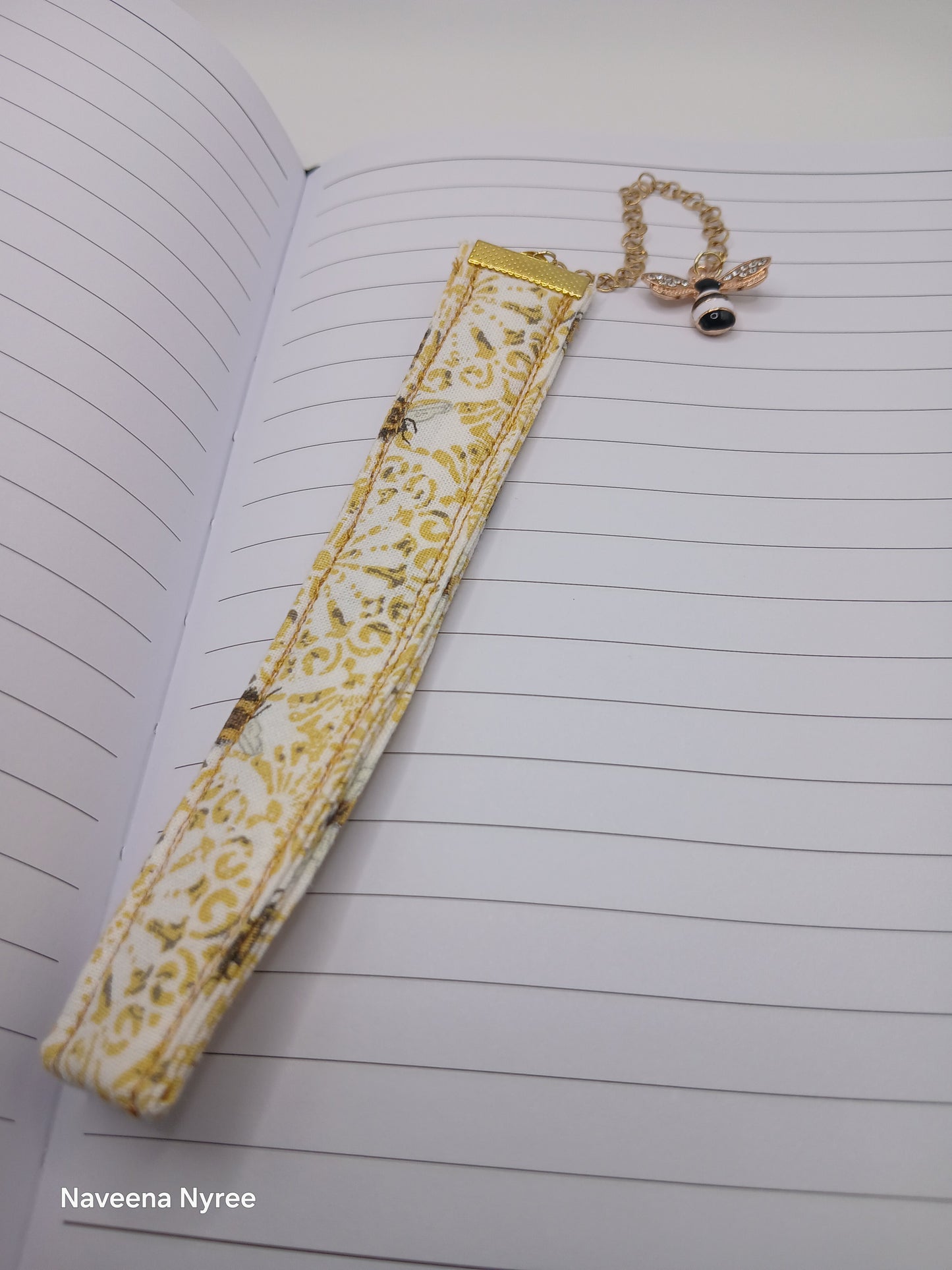 Fabric Bee bookmarks