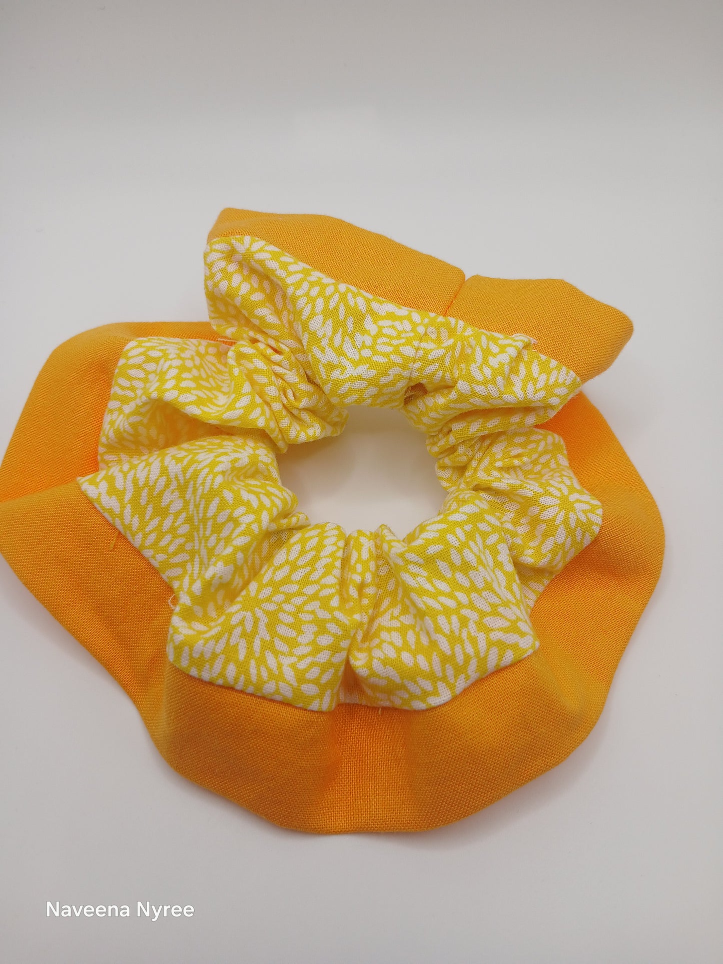 Two toned yellow framed scrunchie