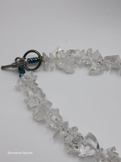 Gemstone chip necklace
