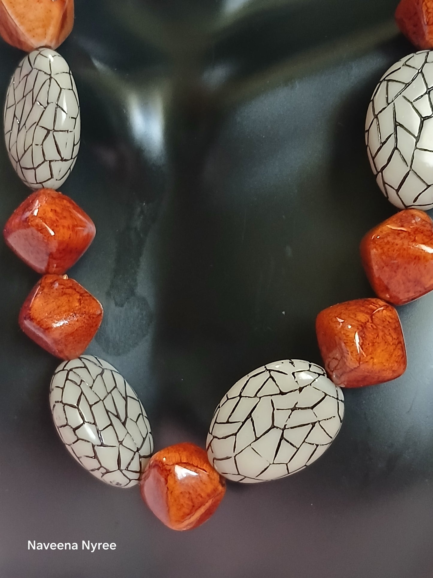 Acrylic necklace earrings set