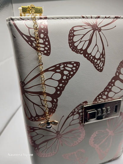 Fabric Bee bookmarks