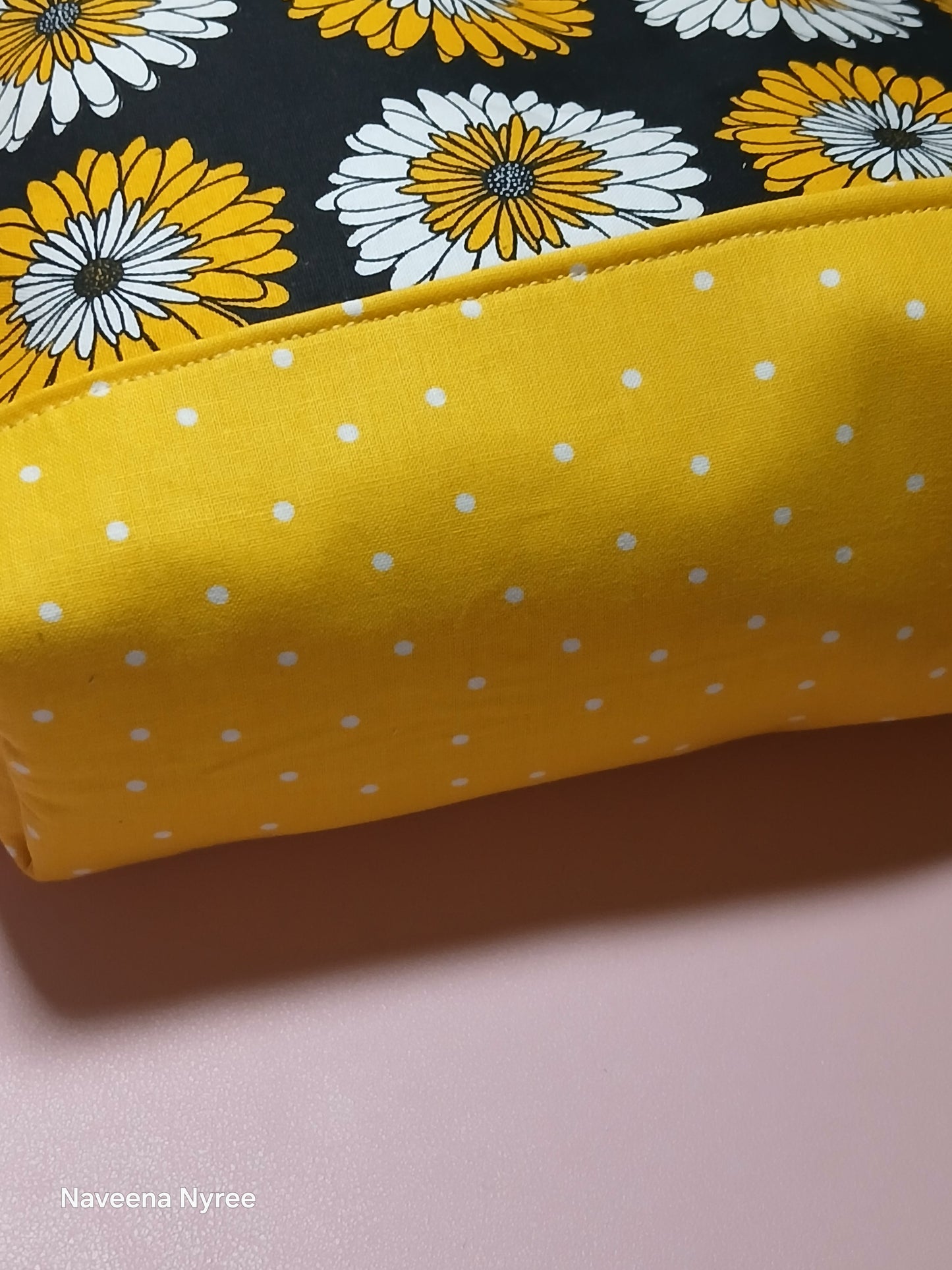 Daisy Tiny Tote